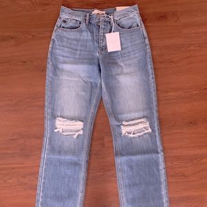 NWT Kancan 90s boyfriend jeans. Size 7/27.